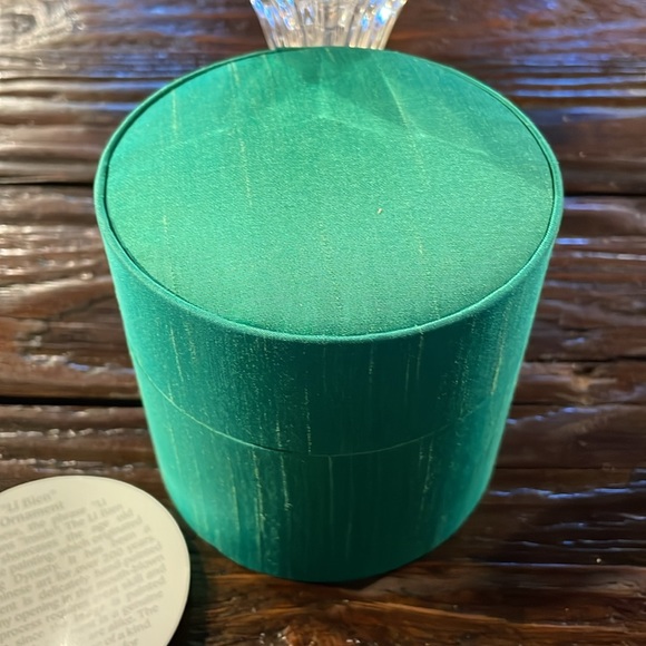 Pier 1 Li Bien Hand-Painted Glass Ornament 2006 - Picture 8 of 9